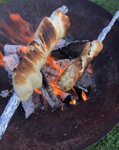 IMG Stockbrot ohne Hefe Rezept TL