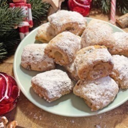IMG Stollenkonfekt mit Marzipan Rezept 01