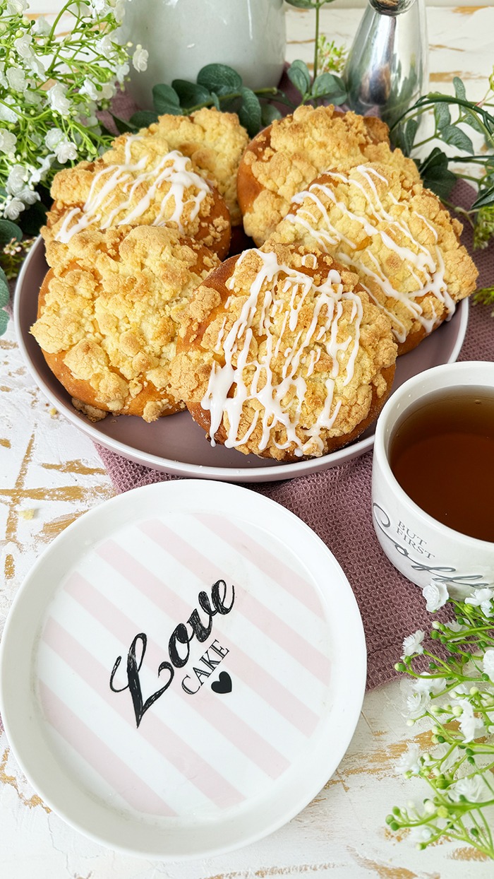 Streuseltaler mit Zitronenguss nach Omas Rezept