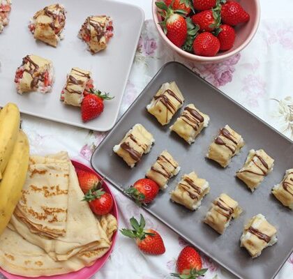 Süßes Sushi mit Crêpes, Milchreis, Bananen und Erdbeeren 1 IMG Suesses Sushi machen 10
