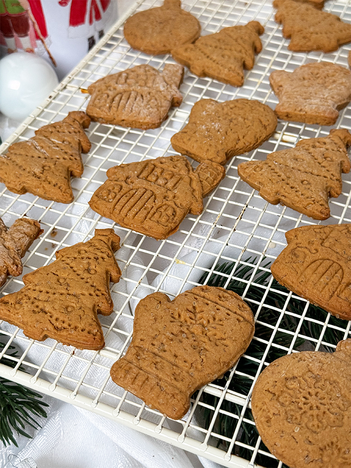 Superweiche lebkuchen zum ausstechen rezept. Lebkuchen rezept, lebkuchen einfach, plätzchen rezept
