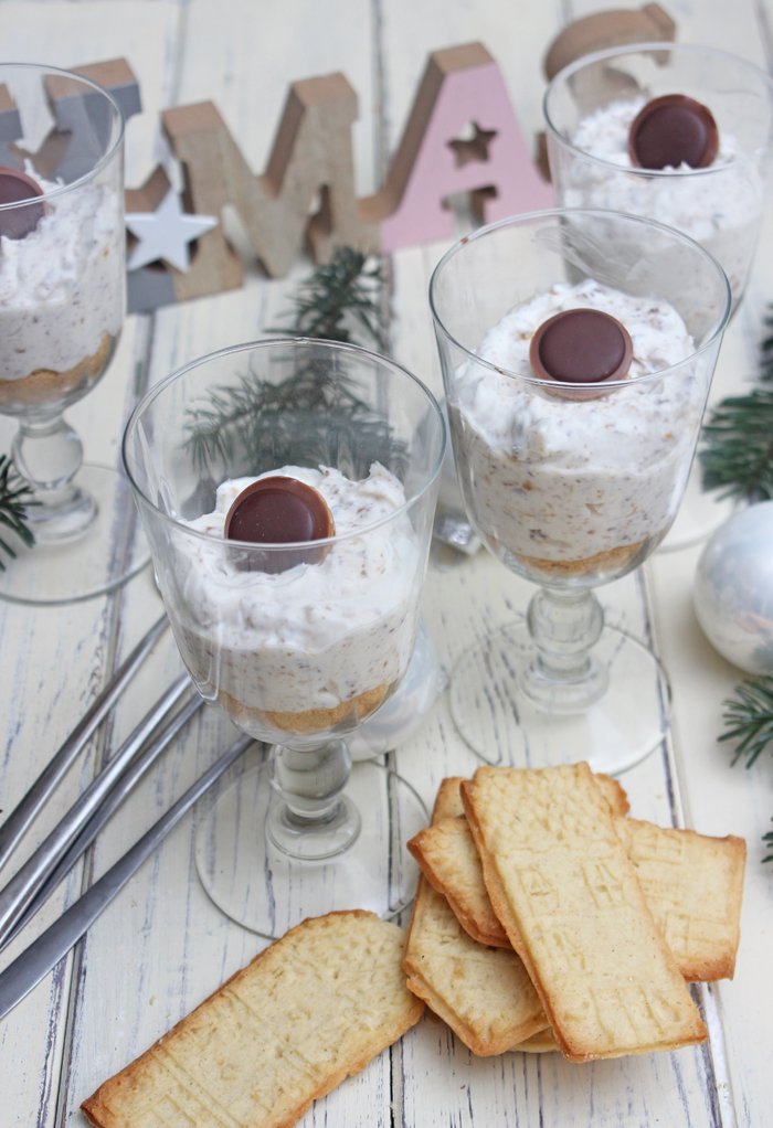 Toffifee-Cheesecake mit Spekulatiusboden - Dessert im Glas in 10 Minuten