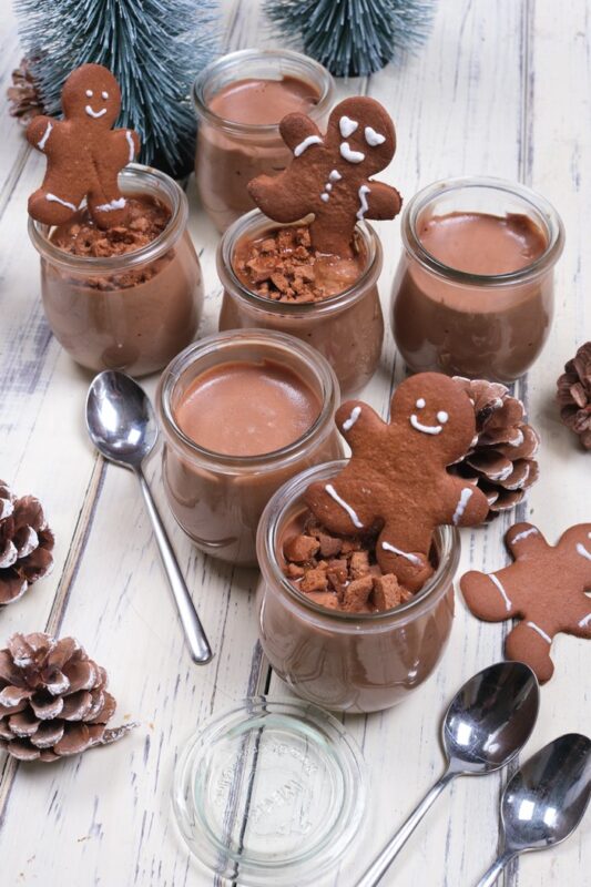 Tonkabohnen Mousse au Chocolat mit Gingerbread und Karamellsoße 10