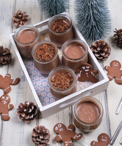 IMG Tonkabohnen Mousse au Chocolat mit Gingerbread und Karamellsoße 2