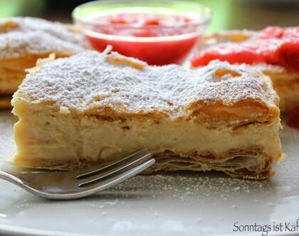 Mega leckere Vanilleschnitten mit Rhabarbersoße Rezept 1 IMG Vanilleschnitten mit Rhabarso C3 9Fe