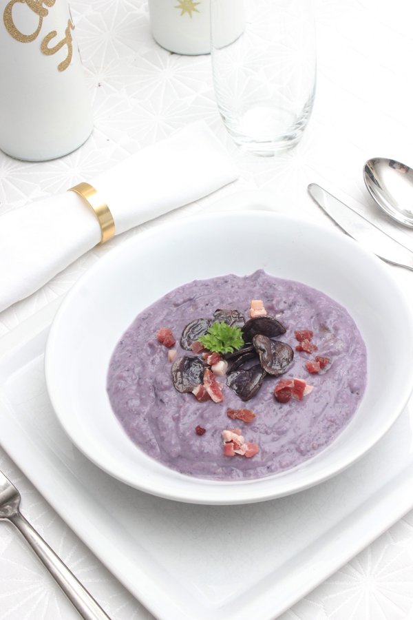 Violette Kartoffelsuppe und warum man plötzlich an Weihnachten wieder zum Kind wird