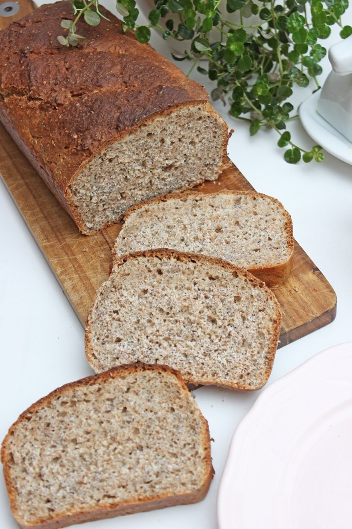 Vollkorn-Toastbrot mit Chiasamen und Sesam Rezept 
