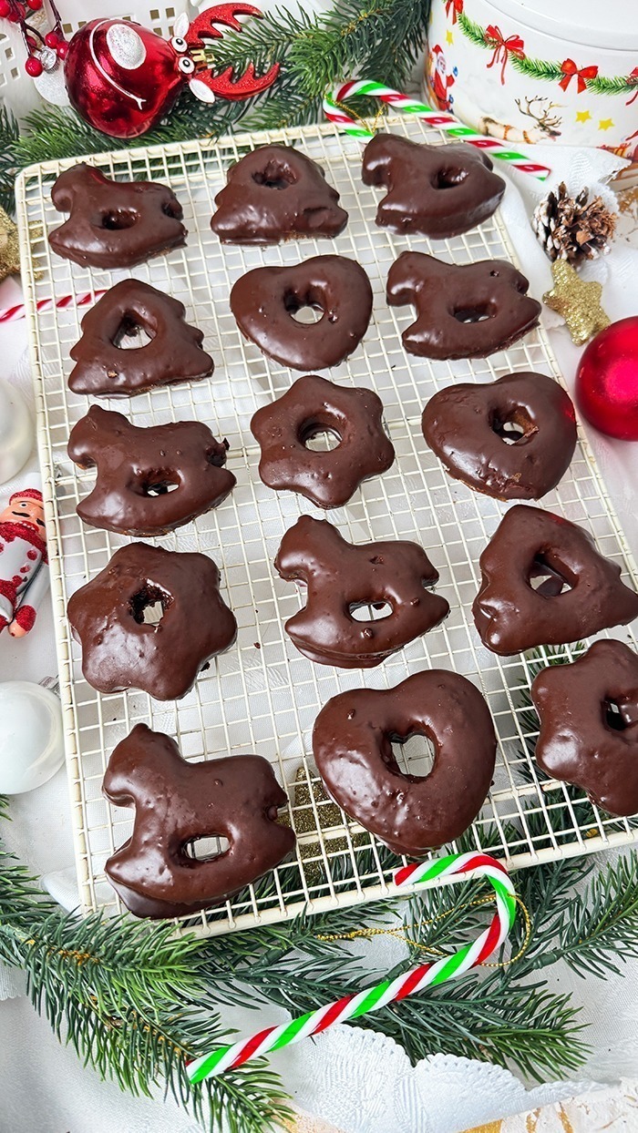 Weiche Lebkuchen Rezept, Brezeln und Sterne