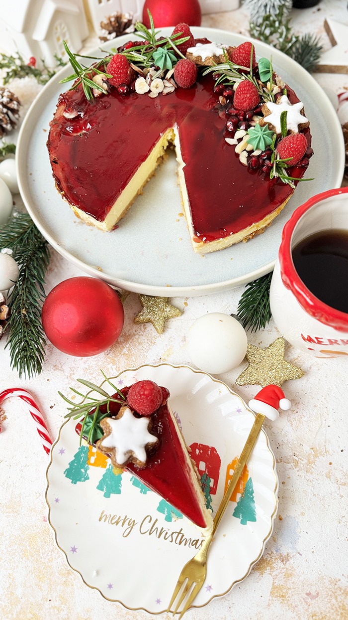 Weihnachtlicher Spekulatius-Käsekuchen mit Glühwein-Glasur