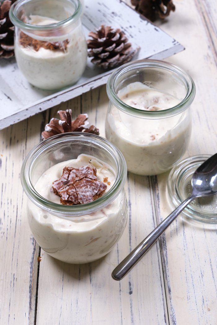 Himmisches Elisenlebkuchen-Mousse mit weißer Schokolade