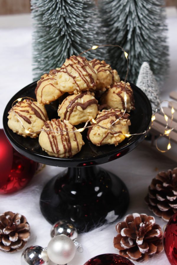 Knusperkugeln mit Überraschung - Weihnachtsplätzchen Rezept