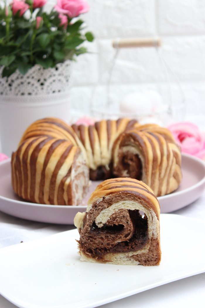 Wollknäuelbrot mit rocher-schokolade | woll roll bread 7