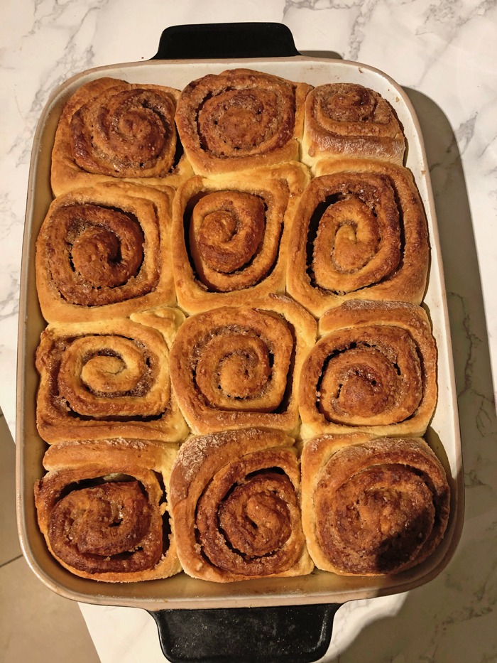 Zimtschnecken Brioche mit Vanille-Frischkäse-Glasur