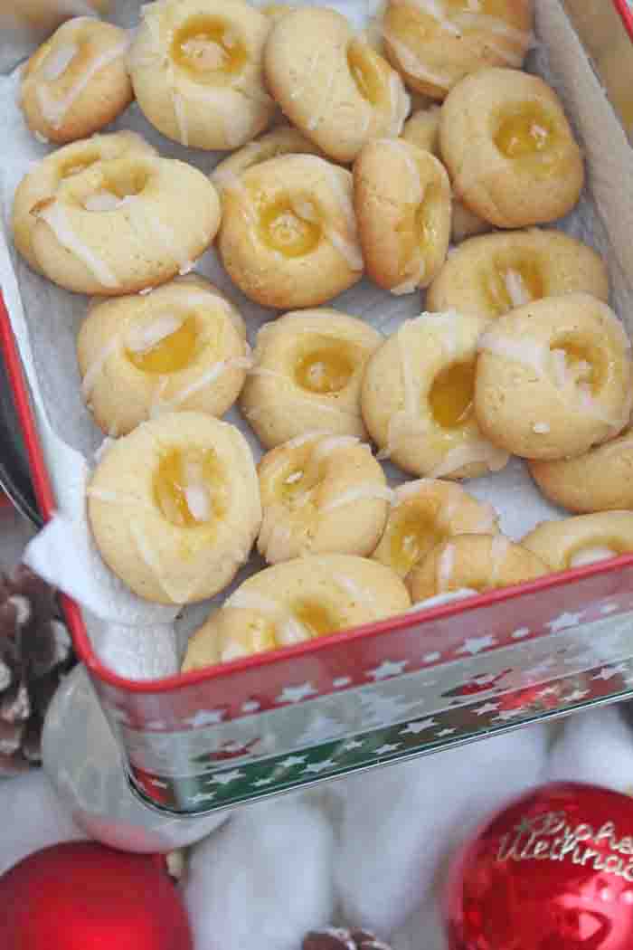 Zitronenküsse mit Lemon Curd - Einfaches und leichtes Weihnachtsplätzchen Rezept 1