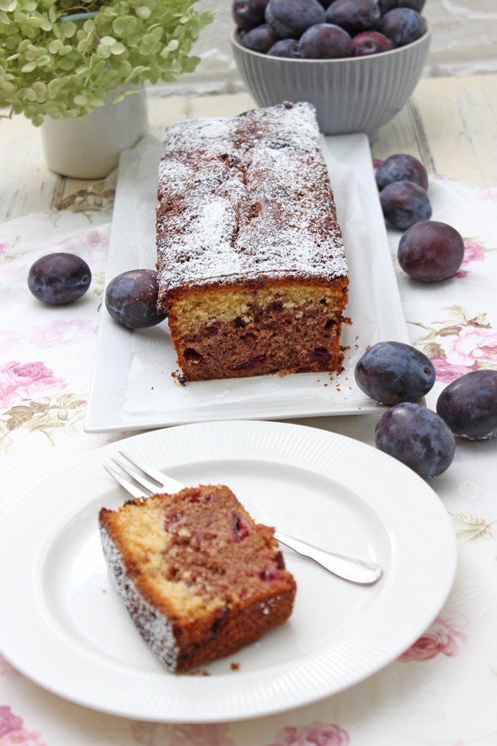 Zwetschgen-Swirl-Kuchen Rezept in 2 Varianten backen 1