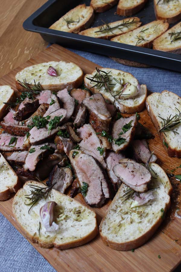 Ente und Salat mit Riesencroutons & Milchreis mit Pflaumen Kompott alla Jamie Oliver 30 Minuten Menü 8 Jamie Oliver 30 Minuten Menü – Ente und Salat