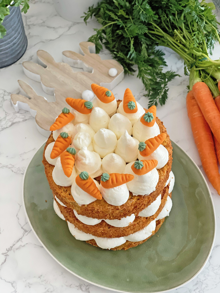 Karotten-Haselnuss-Torte mit Vanillecreme | Ostertorte