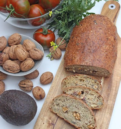 So machst du schnell und einfach ein Low Carb Walnussbrot 01