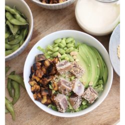 Avocado-Thunfisch-Edamame Bowl Rezept